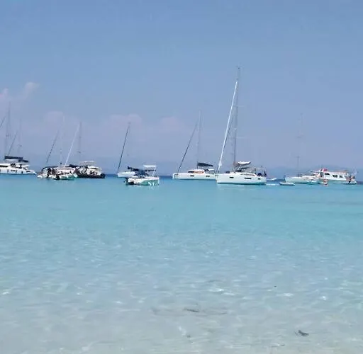 Sunrise Αντίπαξος